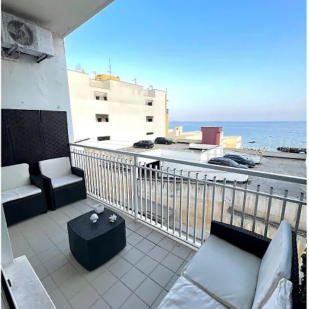 Dimora Del Salento Galipoli Bed & Breakfast